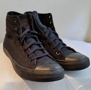 Converse shoes mens size 9.5